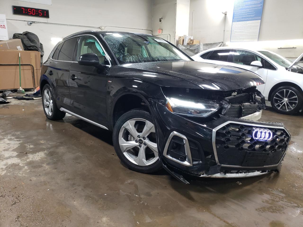 2023 Audi Q5 VIN WA1EAAFY4P2175396 Copart auction photo, side / front end damage thumbnail 4