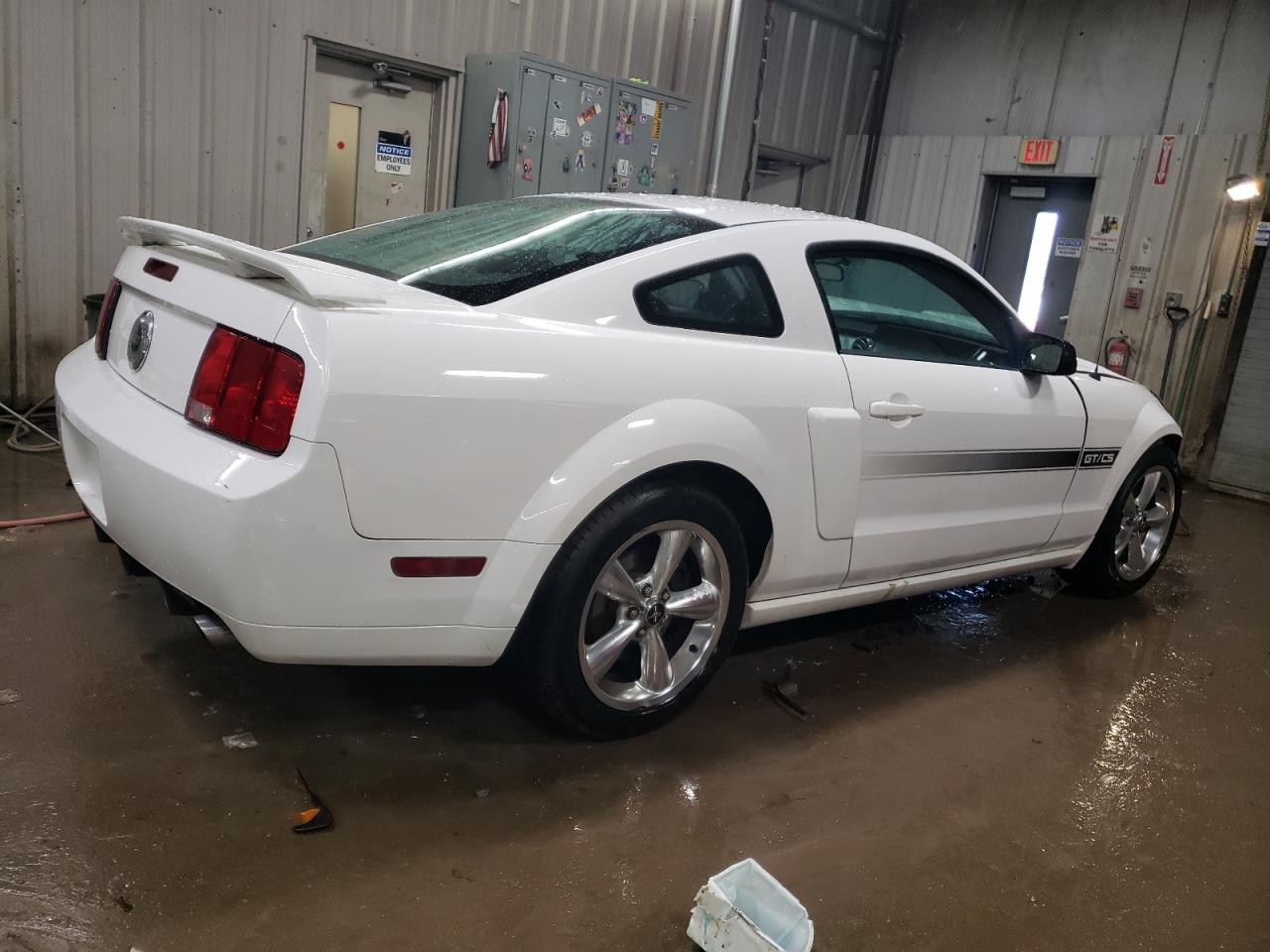 2008 Ford Mustang VIN 1ZVHT82HX85198030 Copart auction photo, front end / side damage thumbnail 3