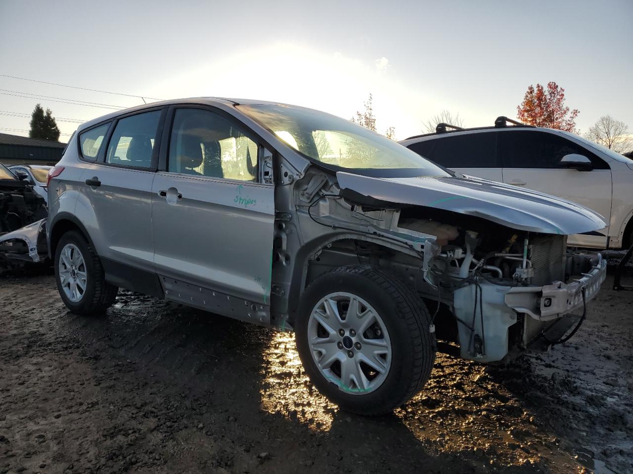 2014 Ford Escape VIN 1FMCU0F76EUD58608 Copart auction photo, front end damage thumbnail 4