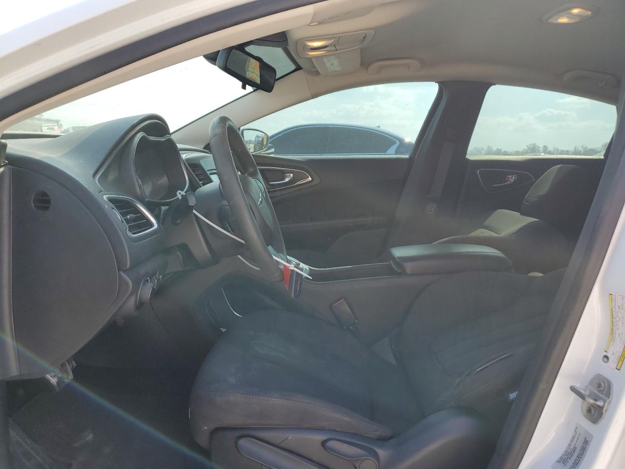 2015 Chrysler 200 VIN 1C3CCCAB9FN611148 Copart auction photo, side / rear end damage thumbnail 7