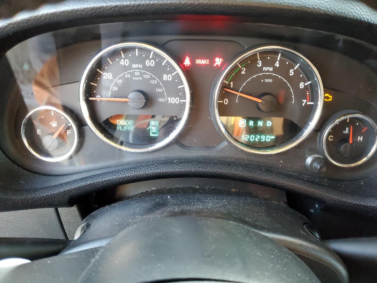 2017 Jeep Wrangler VIN 1C4BJWDG2HL670370 Copart auction photo, front end damage thumbnail 9