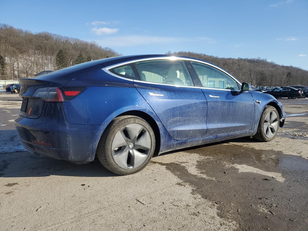 2019 Tesla Model 3 VIN 5YJ3E1EA6KF323690 Copart auction photo, front end damage thumbnail 3