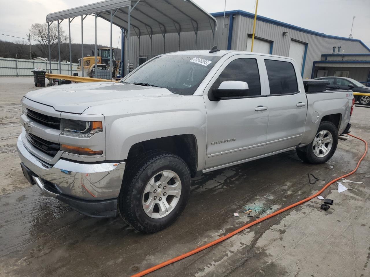2017 Chevrolet Silverado VIN 3GCUKREC2HG385524