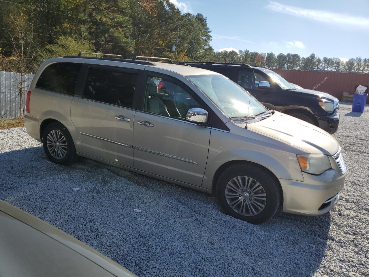 2014 Chrysler Town & Country VIN 2C4RC1CG5ER237142 Copart auction photo, side / minor dent/scratches damage thumbnail 4