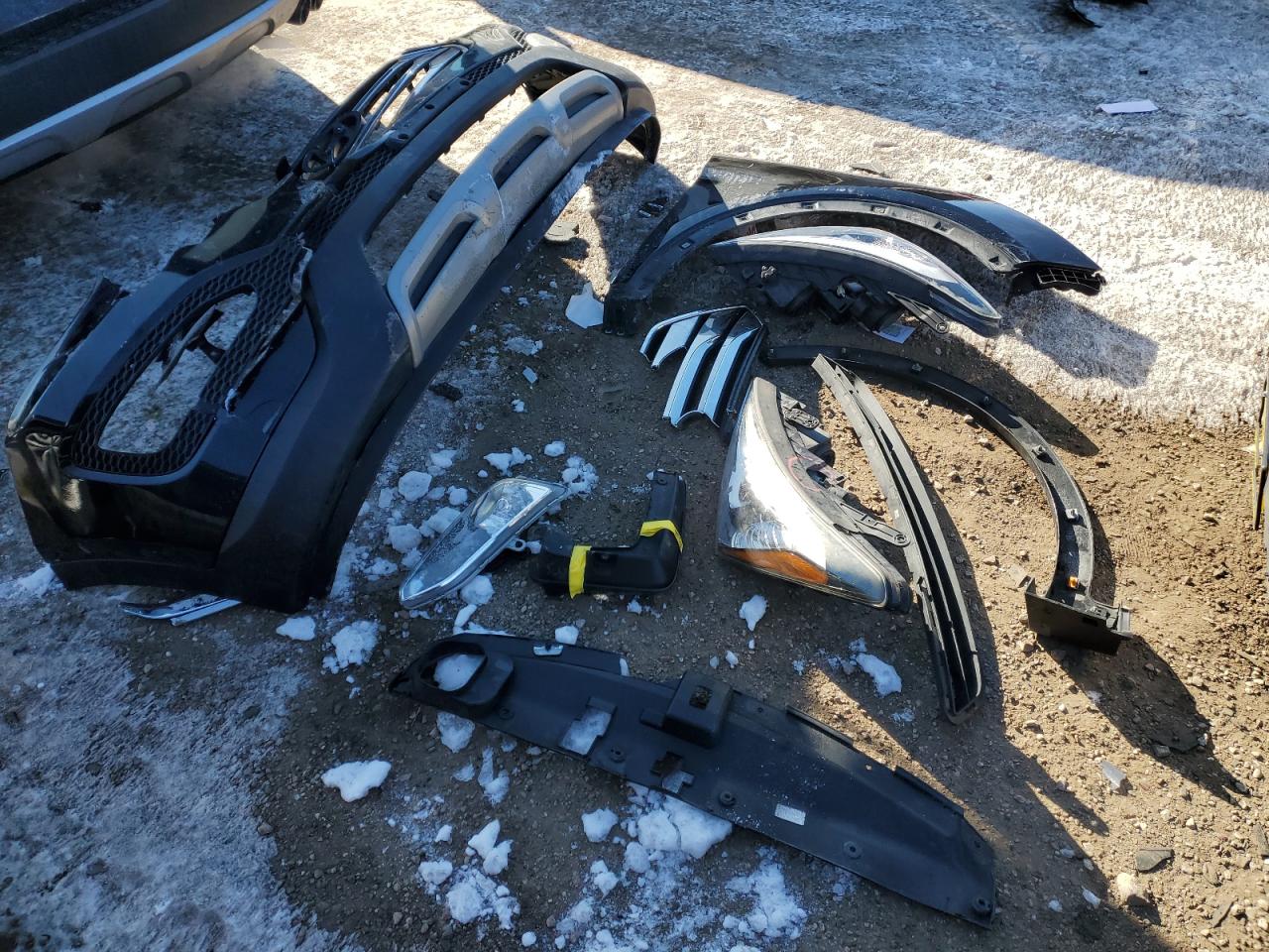 2013 Hyundai Santa Fe VIN 5XYZUDLA8DG110270 Copart auction photo, front end damage thumbnail 12