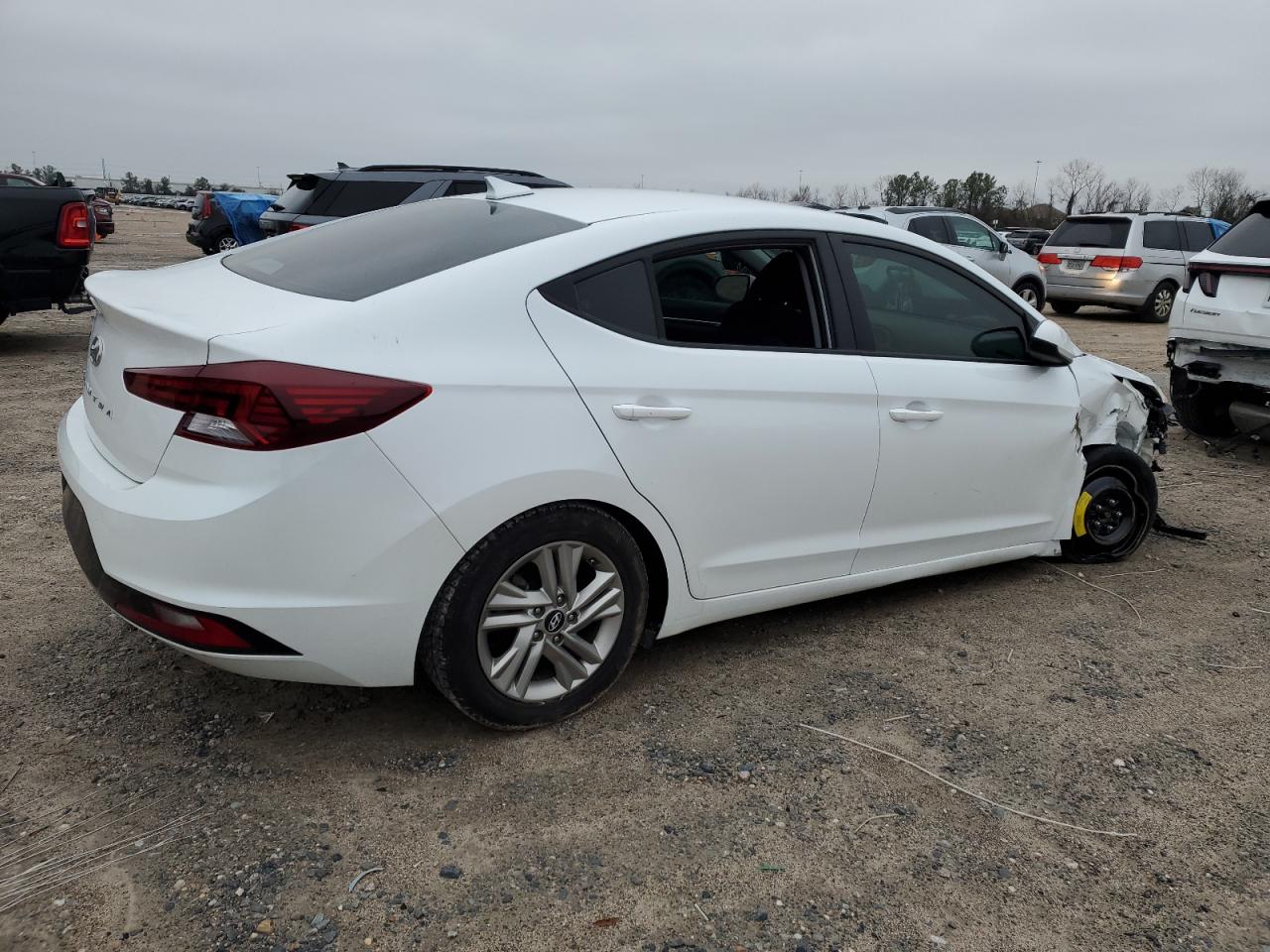 2019 Hyundai Elantra VIN 5NPD84LF1KH439960 Copart auction photo, front end / vandalism damage thumbnail 3