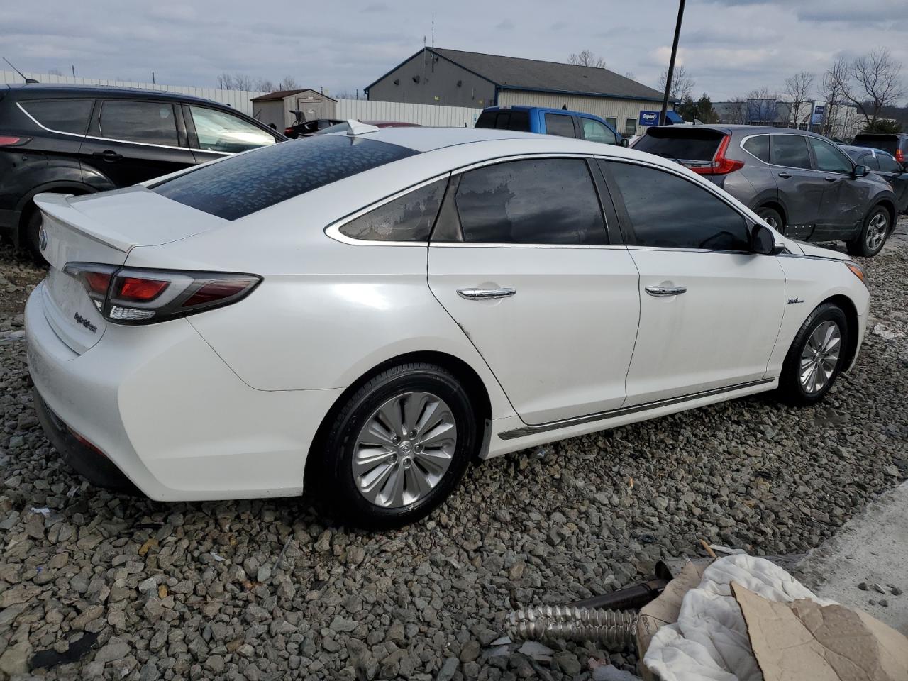 2017 Hyundai Sonata VIN KMHE24L11HA043985 Copart auction photo, front end damage thumbnail 3