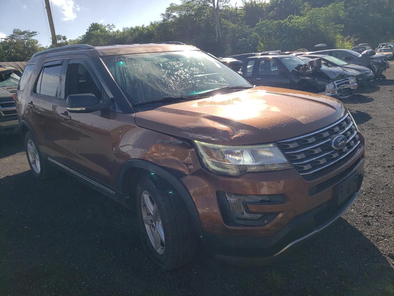 2017 Ford Explorer VIN 1FM5K8DH8HGA62100 Copart auction photo, front end damage thumbnail 4