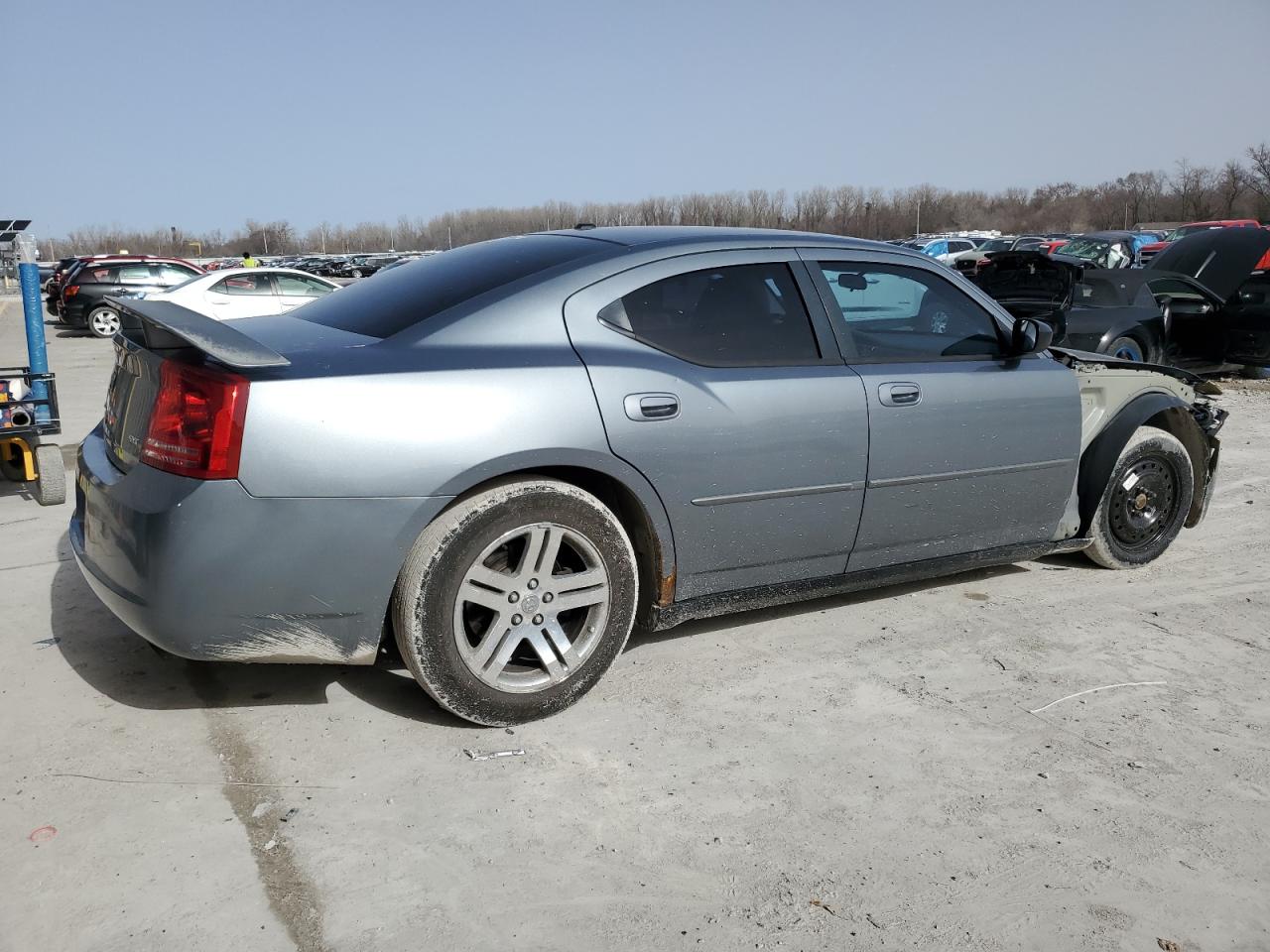 2007 Dodge Charger VIN 2B3KA43G37H891110 Copart auction photo, side / front end damage thumbnail 3