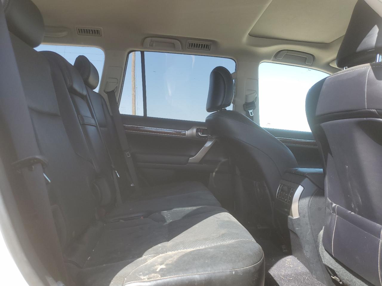 2011 Lexus GX VIN JTJBM7FX2B5019551 Copart auction photo, front end / all over damage thumbnail 11