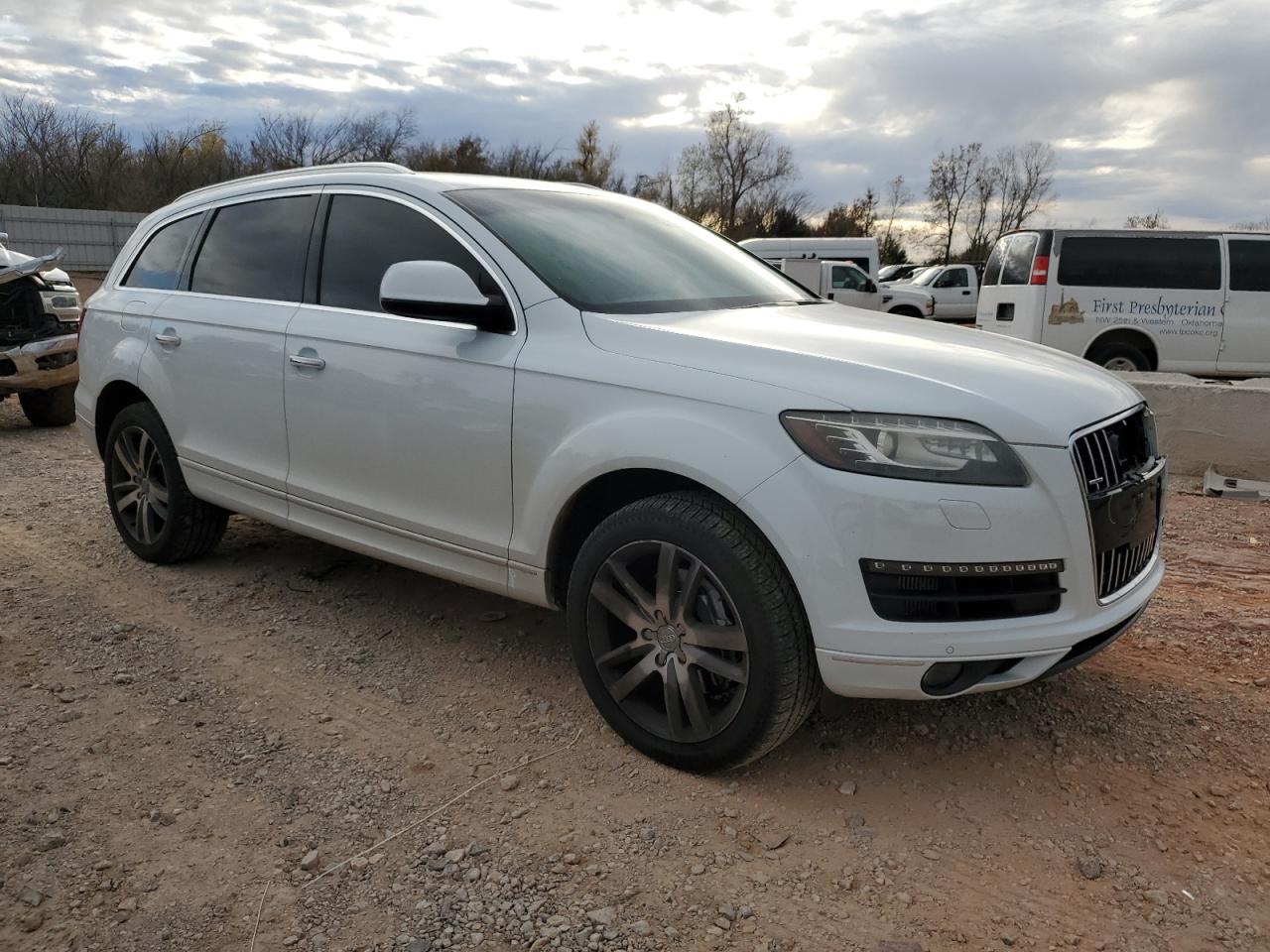 2014 Audi Q7 VIN WA1LMAFE5ED018725 Copart auction photo, front end / minor dent/scratches damage thumbnail 4