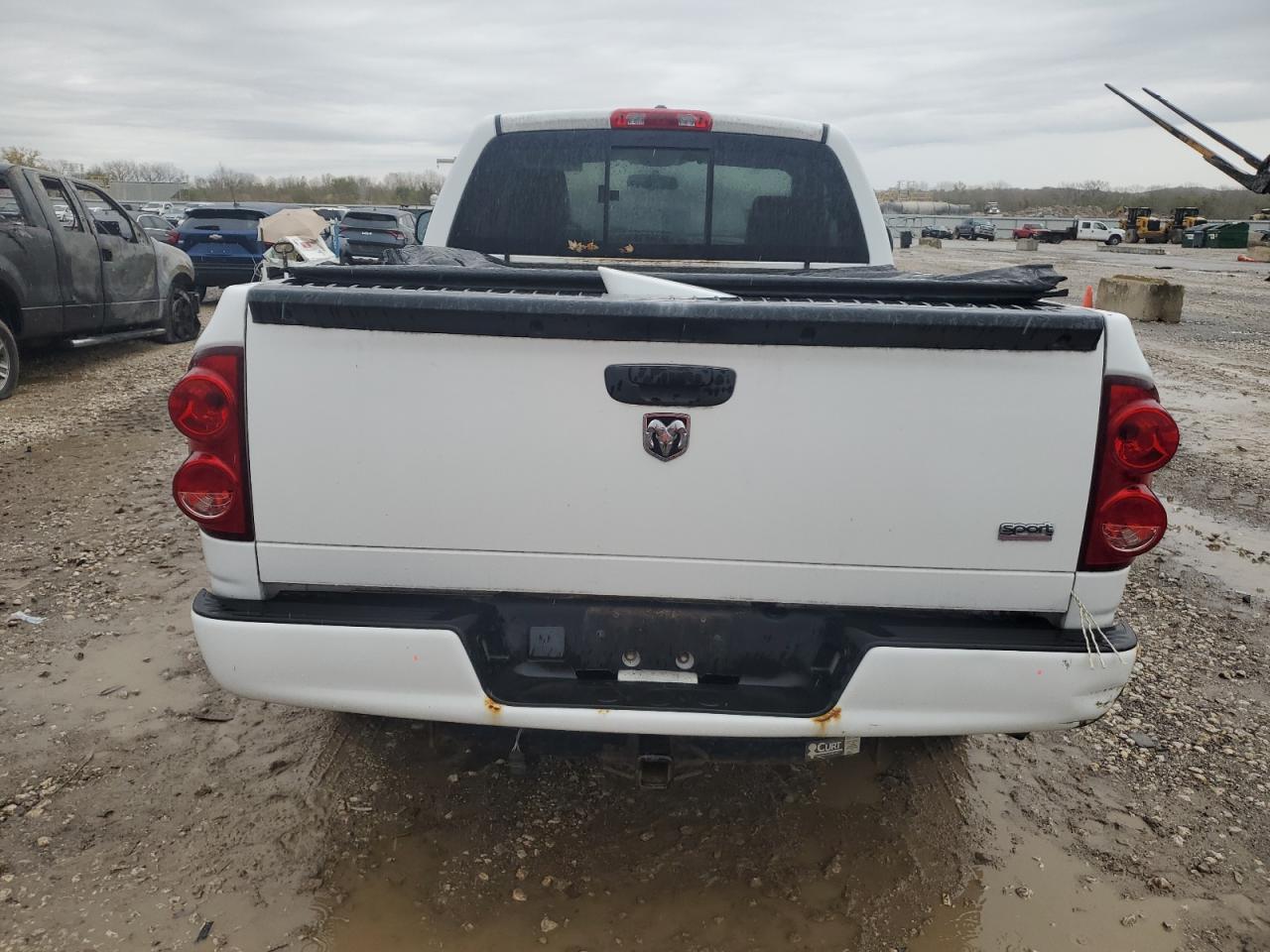 2008 Dodge RAM VIN 1D7HA16258J139597 Copart auction photo, front end damage thumbnail 6