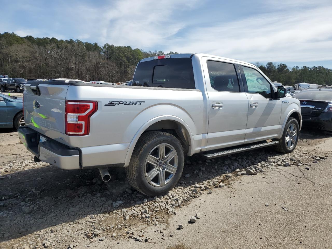 2018 Ford F-150 VIN 1FTEW1CG5JFB51563 Copart auction photo, hail / minor dent/scratches damage thumbnail 3