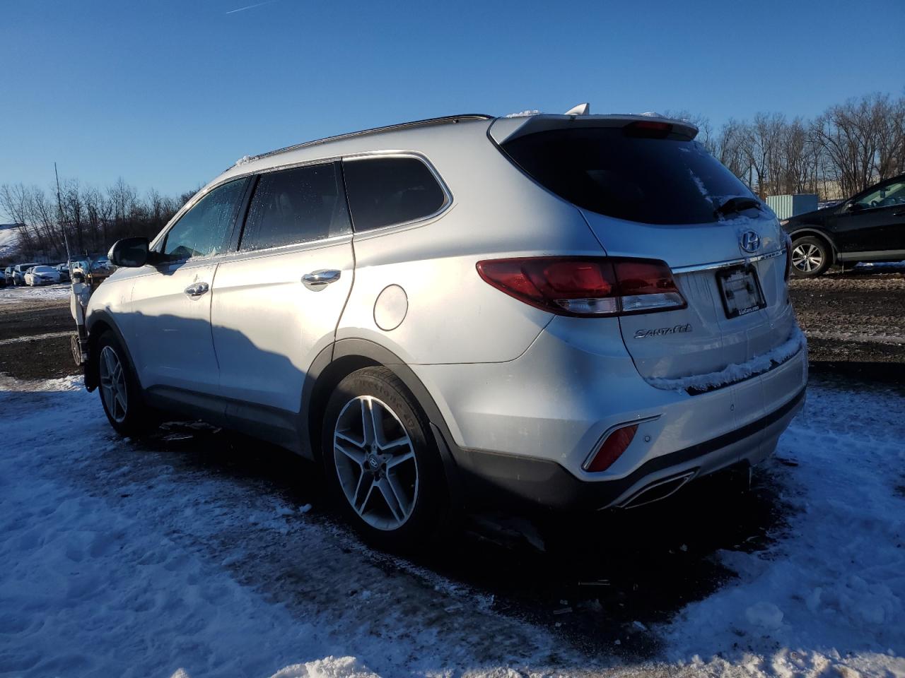 2017 Hyundai Santa Fe VIN KM8SRDHF7HU250091 Copart auction photo, front end damage thumbnail 2