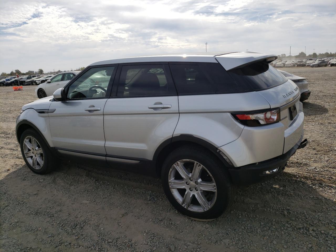 2015 Land Rover Range Rover VIN SALVP2BG7FH991482 Copart auction photo, front end / rear end damage thumbnail 2