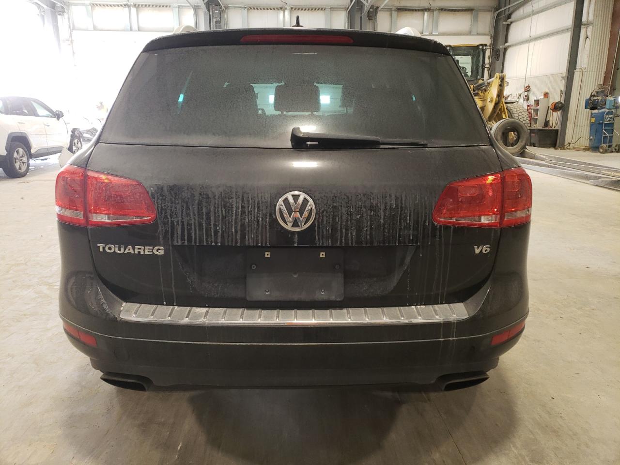 2014 Volkswagen Touareg VIN WVGEF9BP6ED002818 Copart auction photo, front end damage thumbnail 6