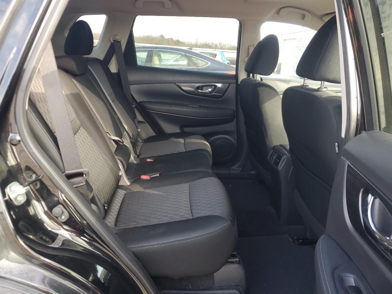 2017 Nissan Rogue VIN KNMAT2MV8HP618019 Copart auction photo, front end / minor dent/scratches damage thumbnail 11