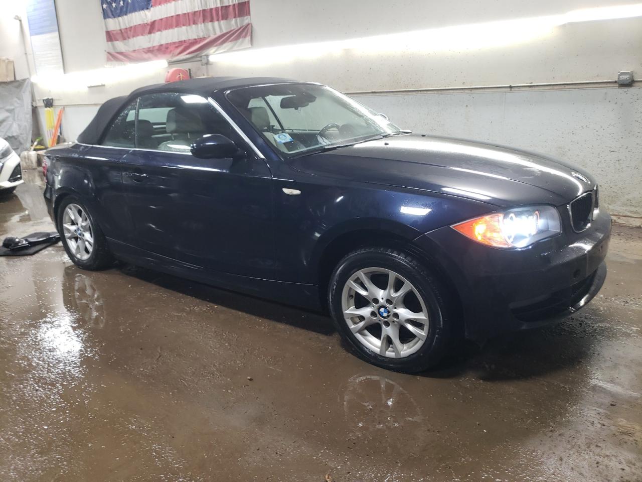 2009 BMW 1er VIN WBAUL73589VJ75084 Copart auction photo, front end damage thumbnail 4
