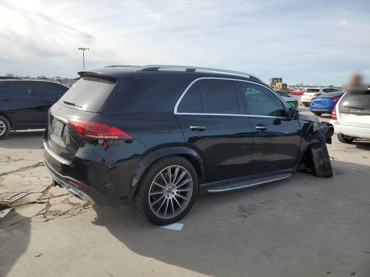 2020 Mercedes-Benz GLE VIN 4JGFB4JB5LA131981 Copart auction photo, front end damage thumbnail 3