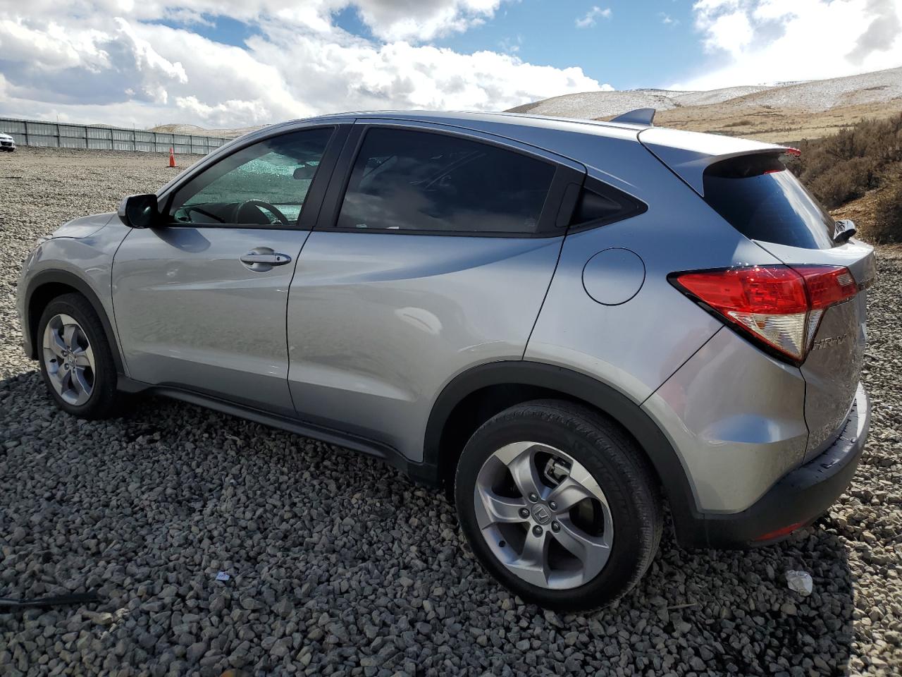 2022 Honda HR-V VIN 3CZRU6H30NM731765 Copart auction photo, top/roof damage thumbnail 2