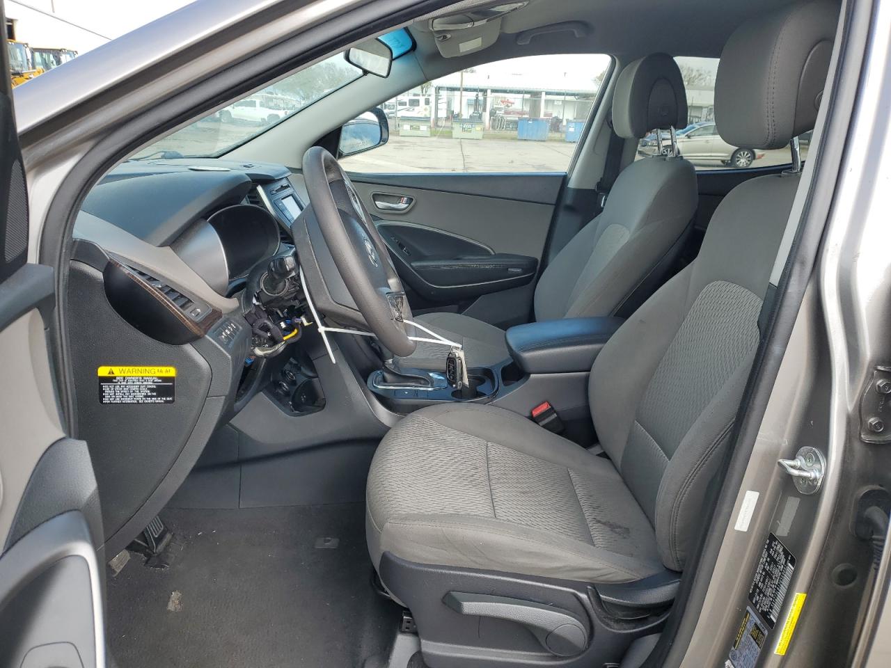 2018 Hyundai Santa Fe VIN 5XYZT3LB1JG569092 Copart auction photo, minor dent/scratches damage thumbnail 7