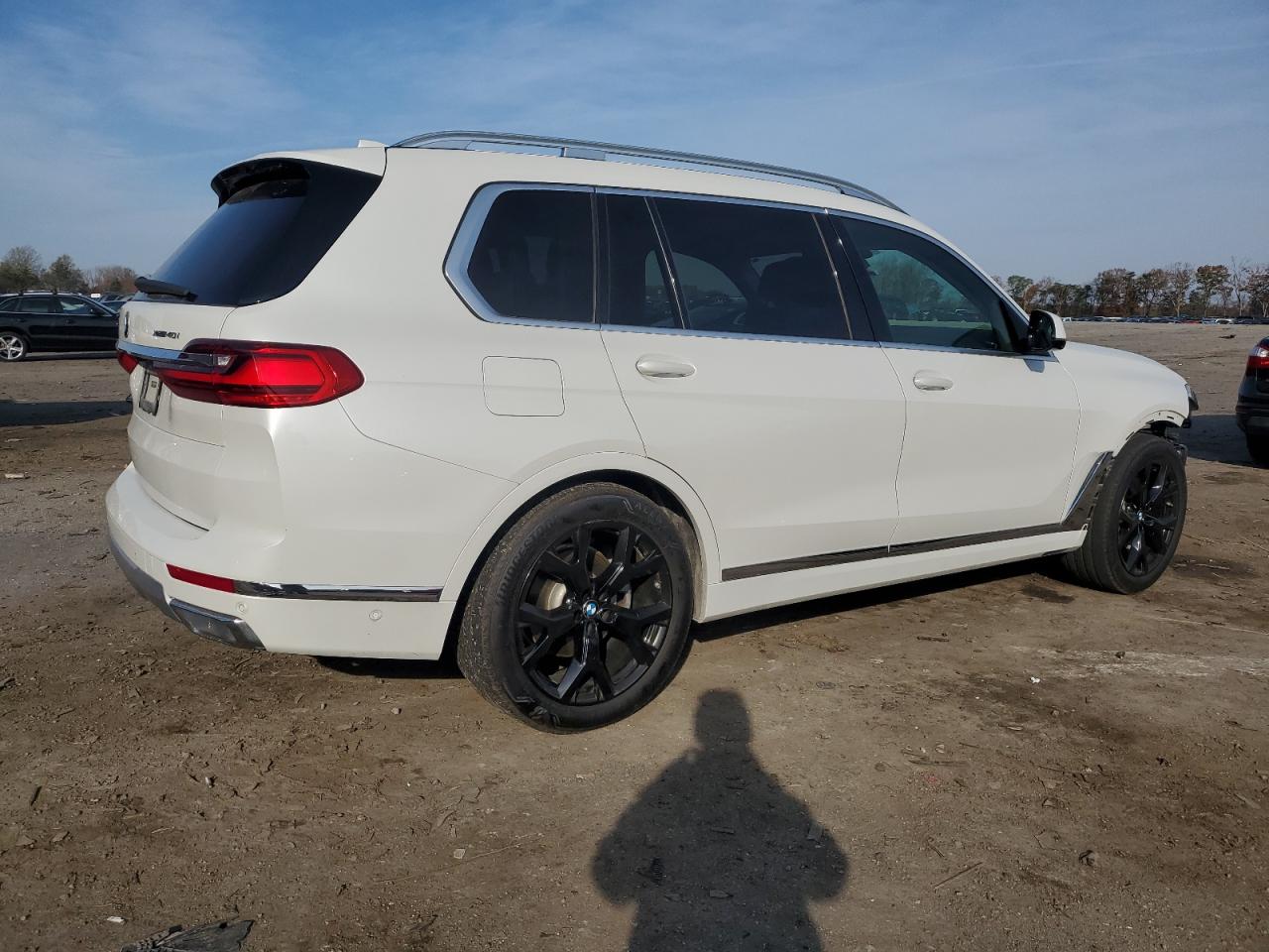 2020 BMW X7 VIN 5UXCW2C01L9C52246 Copart auction photo, front end / side damage thumbnail 3