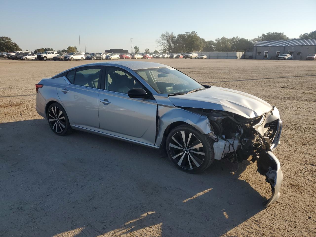 2022 Nissan Altima VIN 1N4BL4CV9NN347437 Copart auction photo, front end damage thumbnail 4