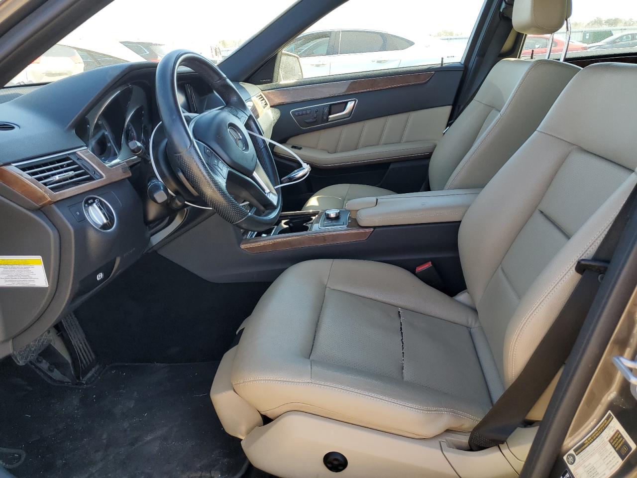 2013 Mercedes-Benz E-klasse VIN WDDHF8JB2DA746357 Copart auction photo, undercarriage damage thumbnail 7