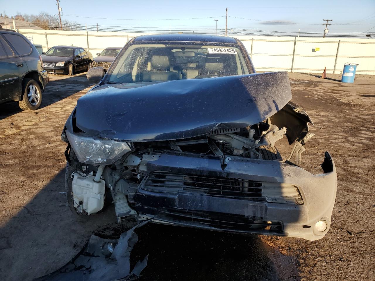 2014 Mitsubishi Outlander VIN JA4AZ3A32EZ009042 Copart auction photo, front end / side damage thumbnail 5