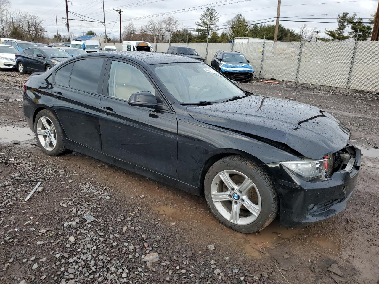 2014 BMW 3er VIN WBA3C3C58EF986859 Copart auction photo, front end / side damage thumbnail 4