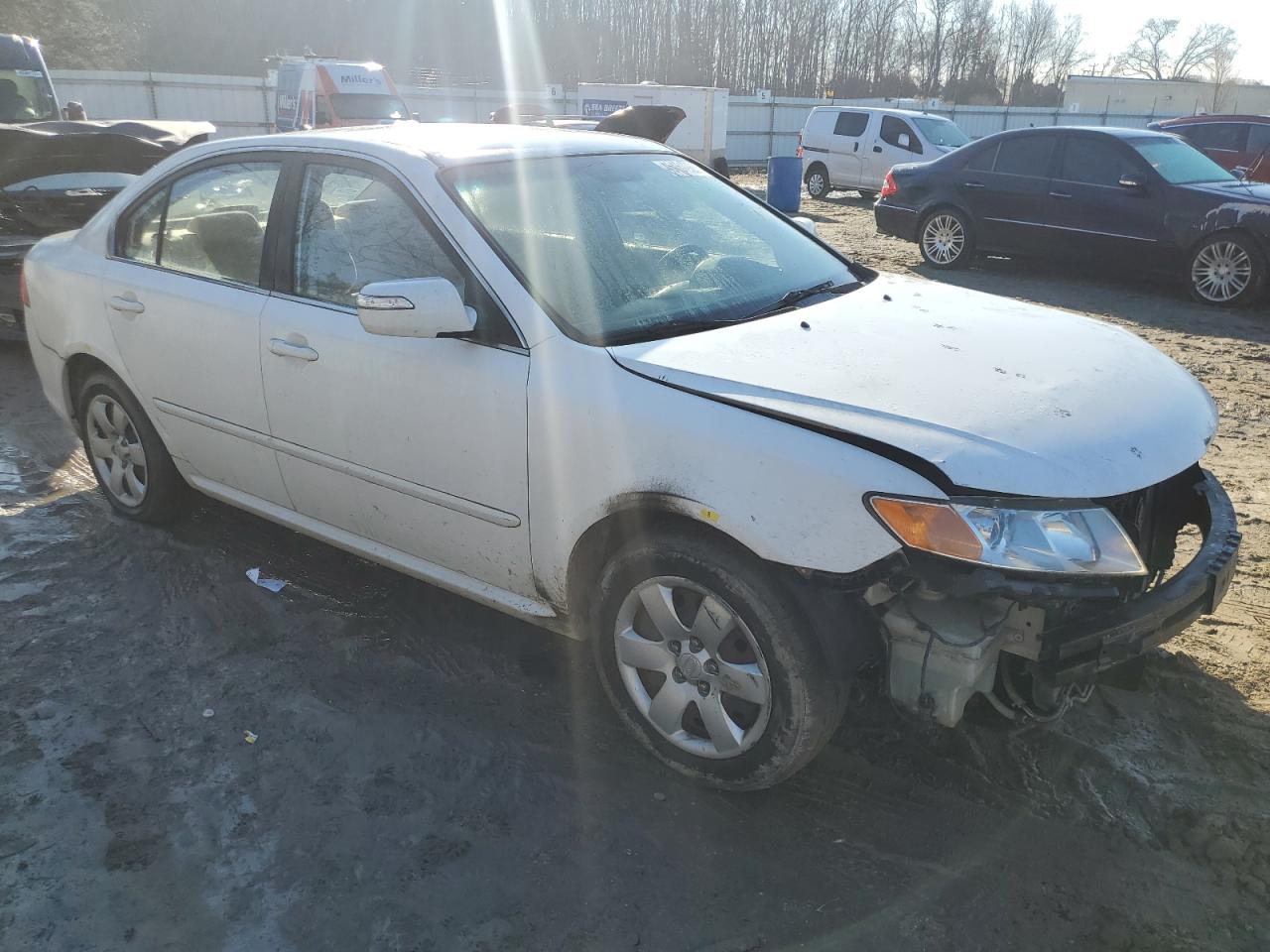 2010 KIA Optima VIN KNAGG4A89A5399062 Copart auction photo, front end / minor dent/scratches damage thumbnail 4
