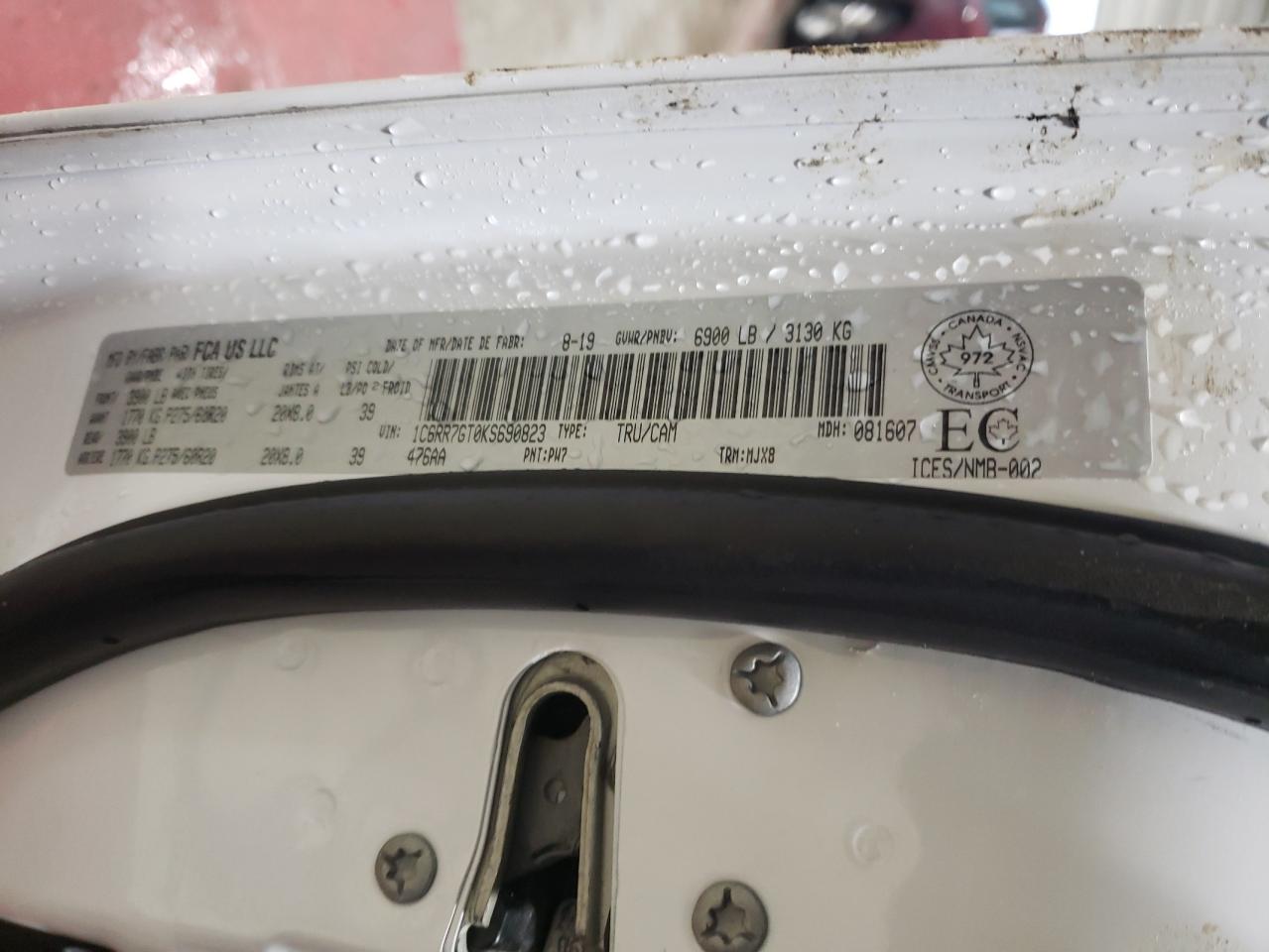 2019 RAM 1500 VIN 1C6RR7GT0KS690823 Copart auction photo, front end damage thumbnail 12