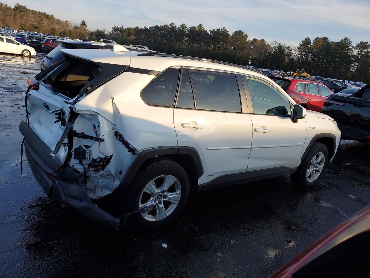 2019 Toyota RAV 4 VIN JTMMWRFV7KD024847 Copart auction photo, rear end damage thumbnail 3