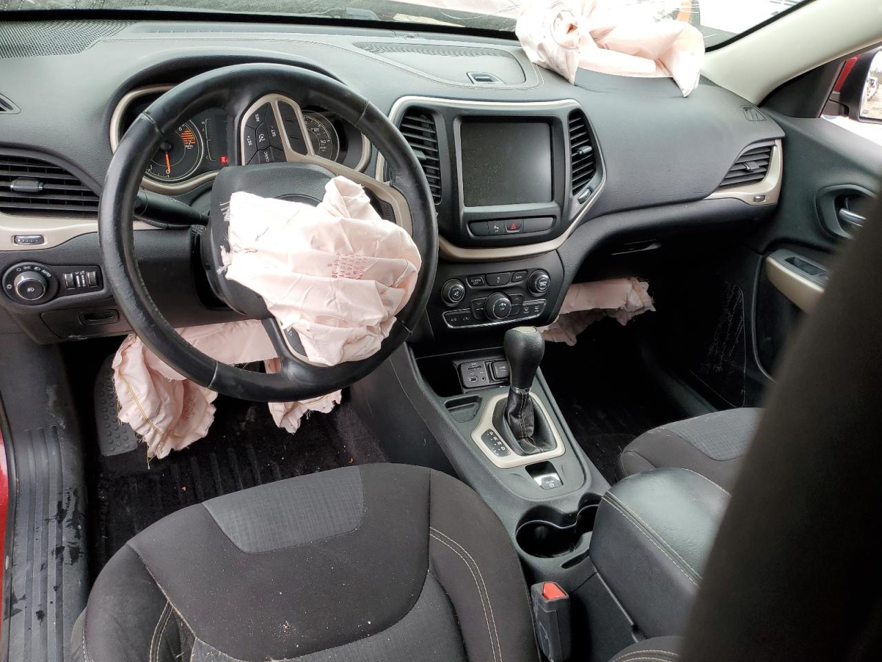 2017 Jeep Grand Cherokee VIN 1C4PJLCB6HW586996 Copart auction photo, front end damage thumbnail 8