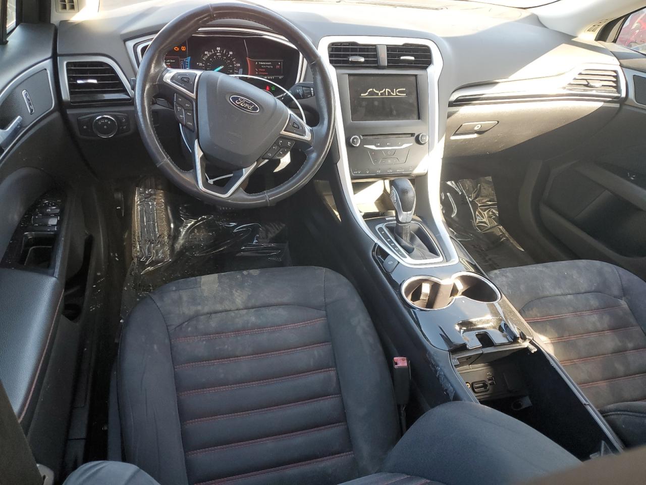 2015 Ford Fusion VIN 3FA6P0LU4FR213570 Copart auction photo, vandalism damage thumbnail 8