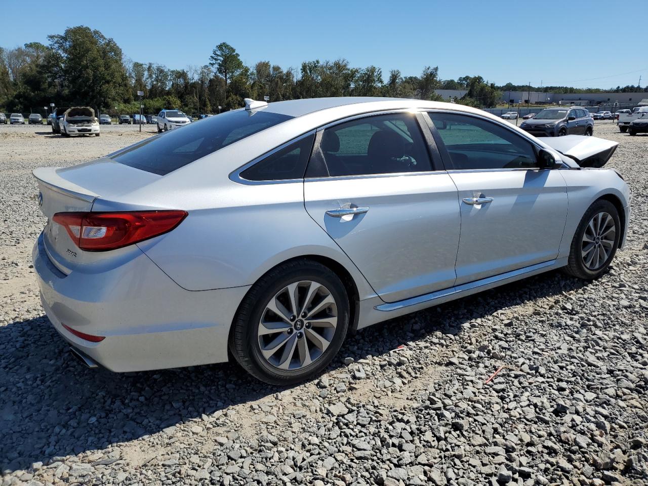 2015 Hyundai Sonata VIN 5NPE34AF9FH255572 Copart auction photo, front end damage thumbnail 3