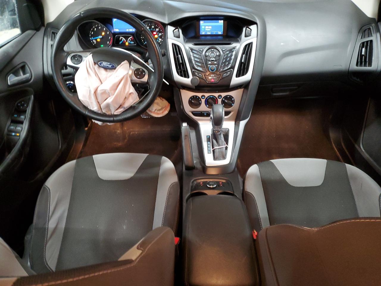 2014 Ford Focus VIN 1FADP3K27EL457218 Copart auction photo, front end damage thumbnail 8