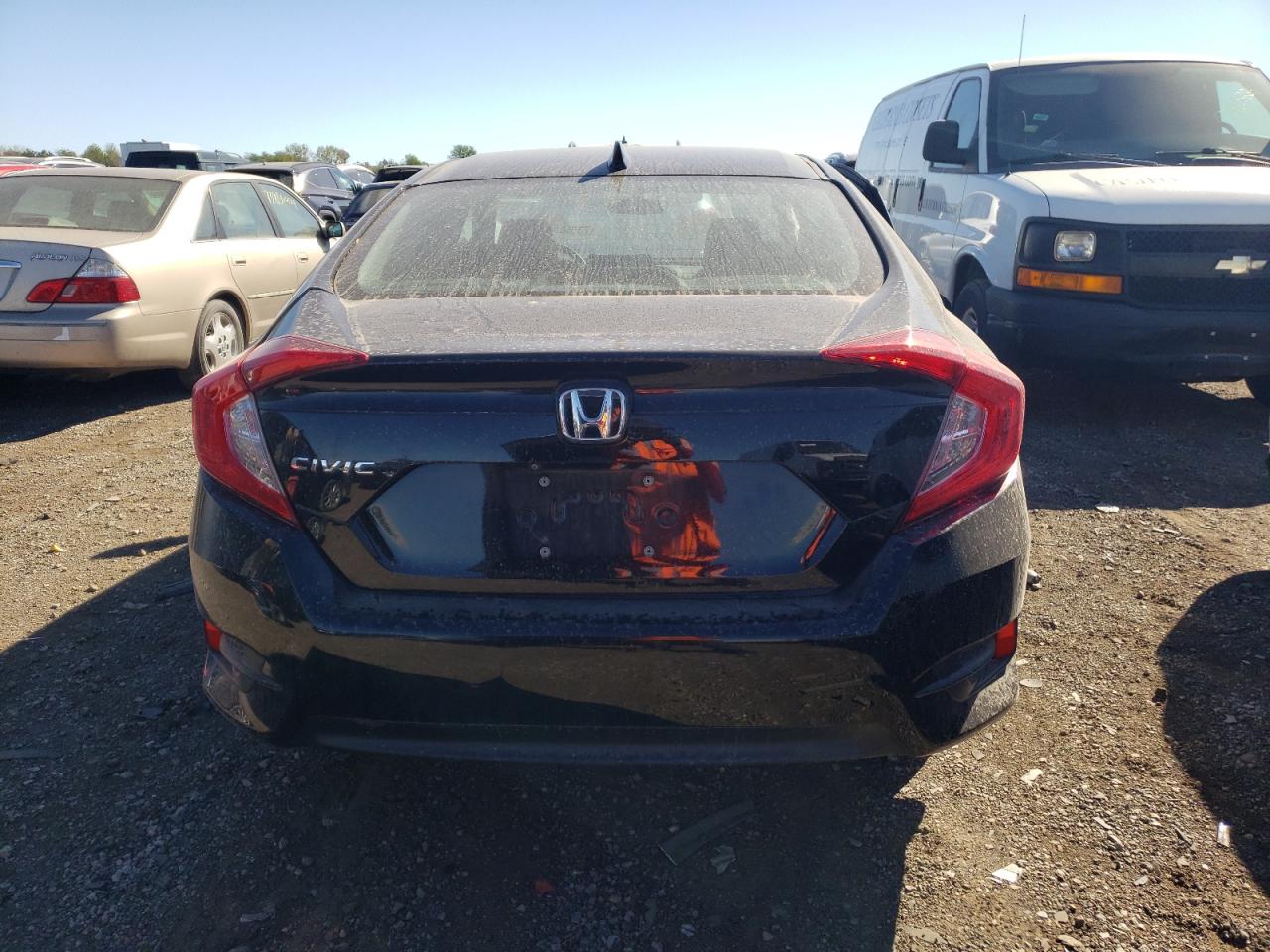 2017 Honda Civic VIN 19XFC2F73HE047625 Copart auction photo, side / minor dent/scratches damage thumbnail 6