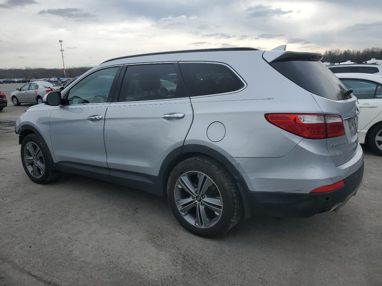 2015 Hyundai Santa Fe VIN KM8SR4HF6FU117125 Copart auction photo, front end damage thumbnail 2