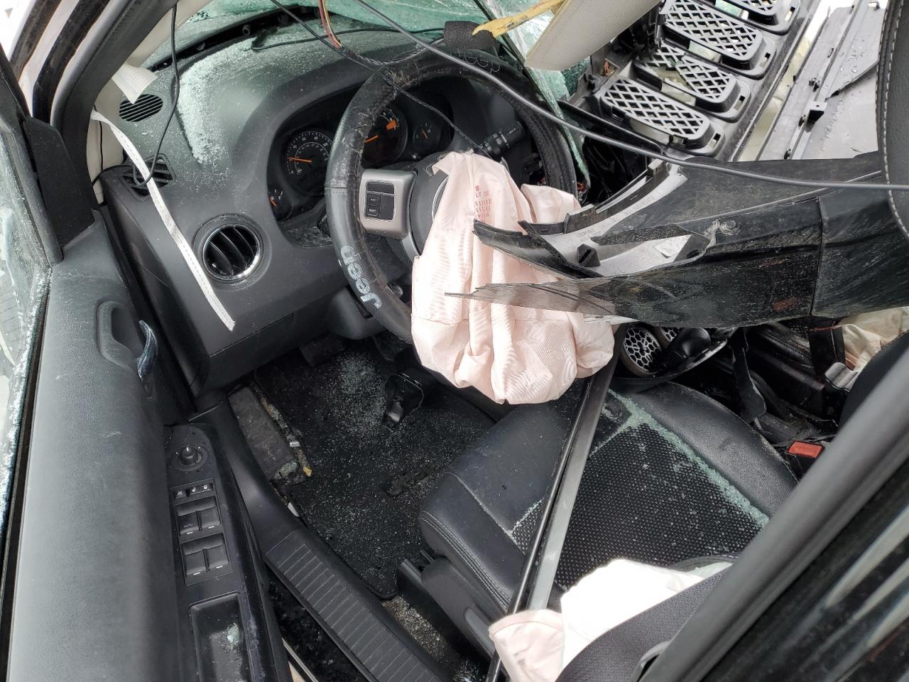 2016 Jeep Compass VIN 1C4NJDBB3GD650923 Copart auction photo, rollover damage thumbnail 8