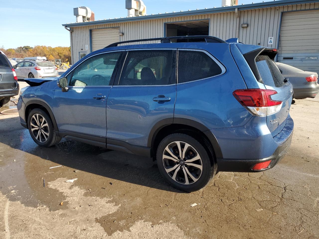 2020 Subaru Forester VIN JF2SKASC1LH506184 Copart auction photo, front end damage thumbnail 2
