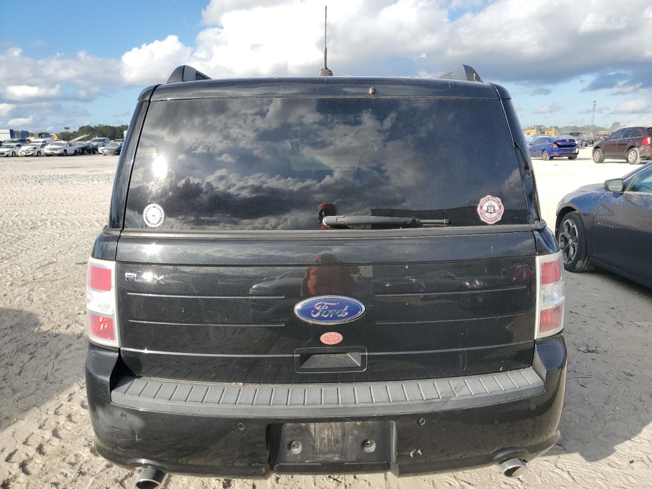2015 Ford Flex VIN 2FMGK5B86FBA14951 Copart auction photo, minor dent/scratches damage thumbnail 6