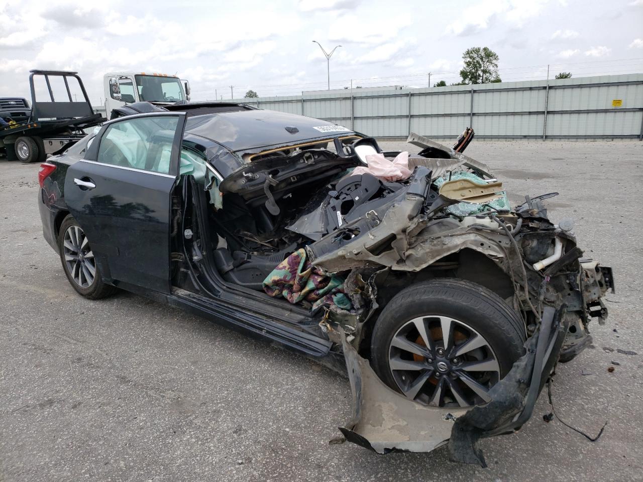 2016 Nissan Altima VIN 1N4AL3AP2GC214009 Copart auction photo, all over damage thumbnail 4