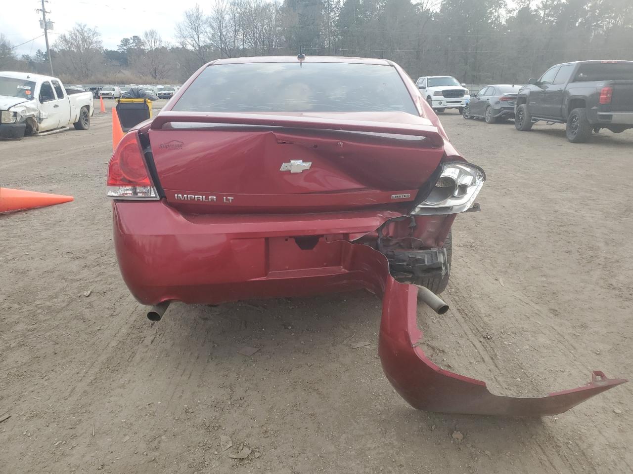 2014 Chevrolet Impala VIN 2G1WB5E34E1126287 Copart auction photo, front end / rear end damage thumbnail 6