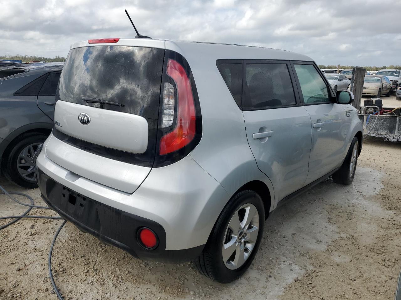 2018 KIA Soul VIN KNDJN2A21J7590932 Copart auction photo, water/flood damage thumbnail 3