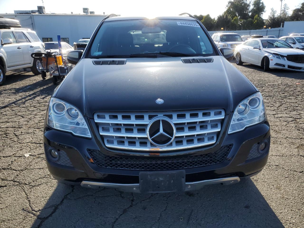 2009 Mercedes-Benz M-klasse VIN 4JGBB86E09A464414 Copart auction photo, minor dent/scratches damage thumbnail 5
