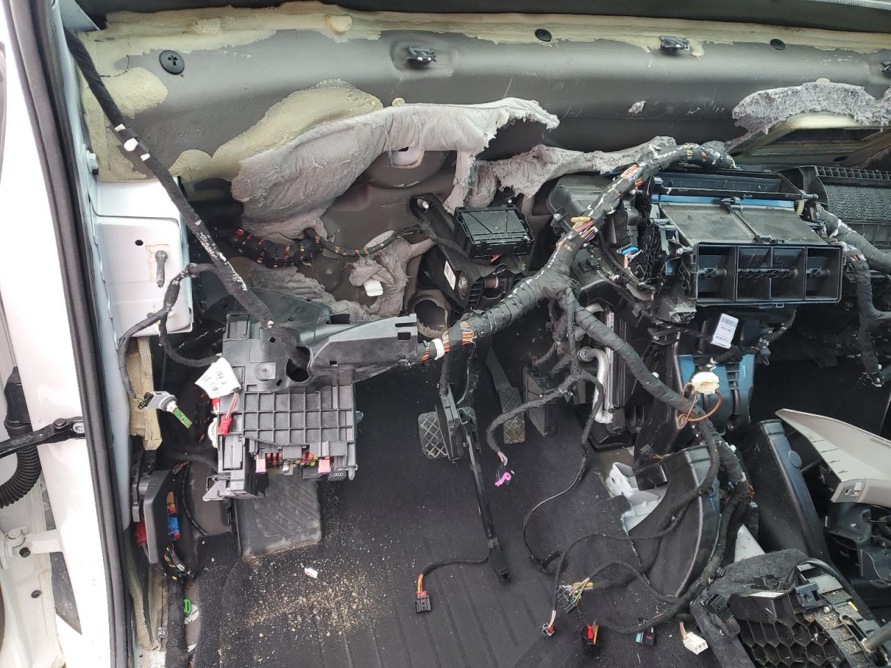 2019 Volkswagen Atlas VIN 1V2UR2CA5KC530987 Copart auction photo, mechanical damage thumbnail 9
