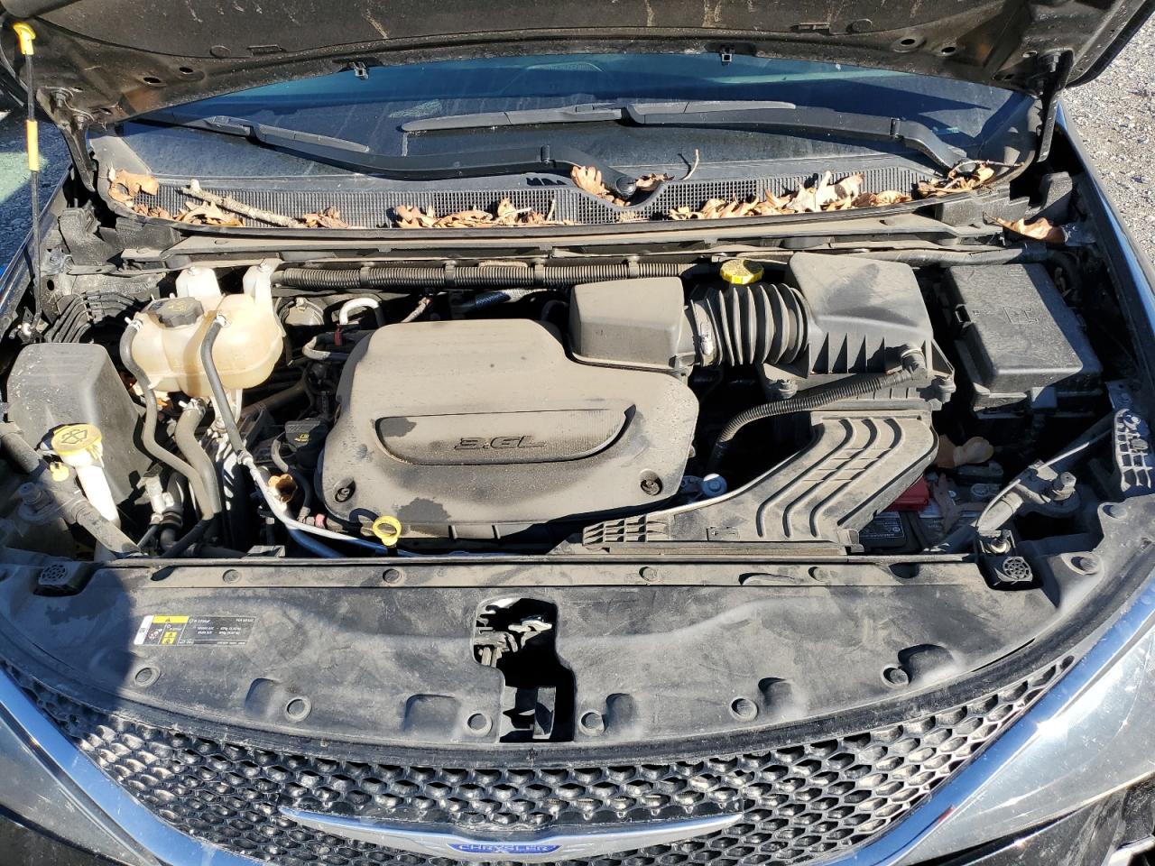 2020 Chrysler Voyager VIN 2C4RC1DG0LR192185 Copart auction photo, front end / side damage thumbnail 12