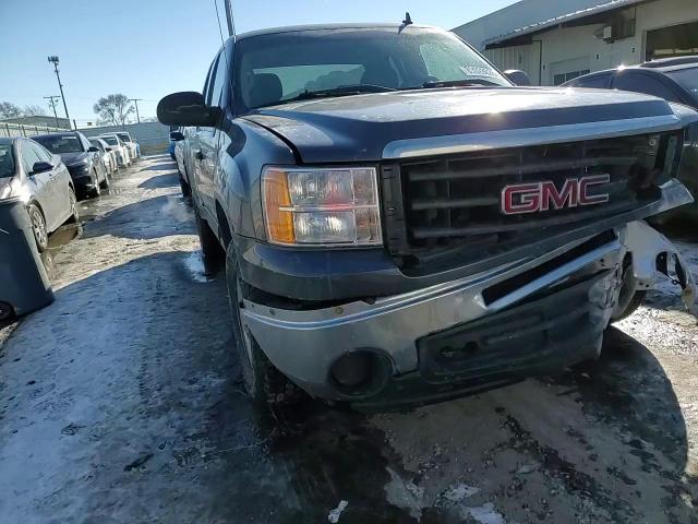 2011 GMC Sierra VIN 1GTR2UEAXBZ138993 Copart auction photo, front end / all over damage thumbnail 11