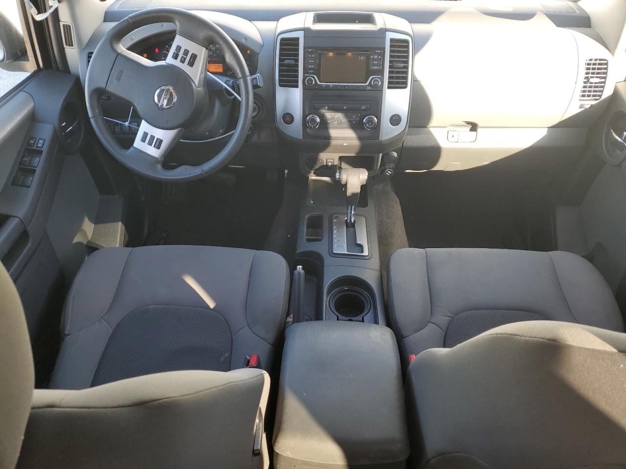 2015 Nissan XTerra VIN 5N1AN0NU8FN654558 Copart auction photo, front end / minor dent/scratches damage thumbnail 8